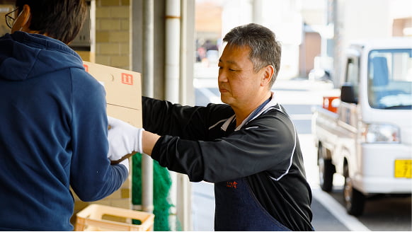イメージ:お酒にとどまらない、豊富な情報から飲食店経営をサポート